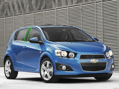 chevrolet aveo 2009-2011 (aveo5) Pillar Post Trim Installation Location