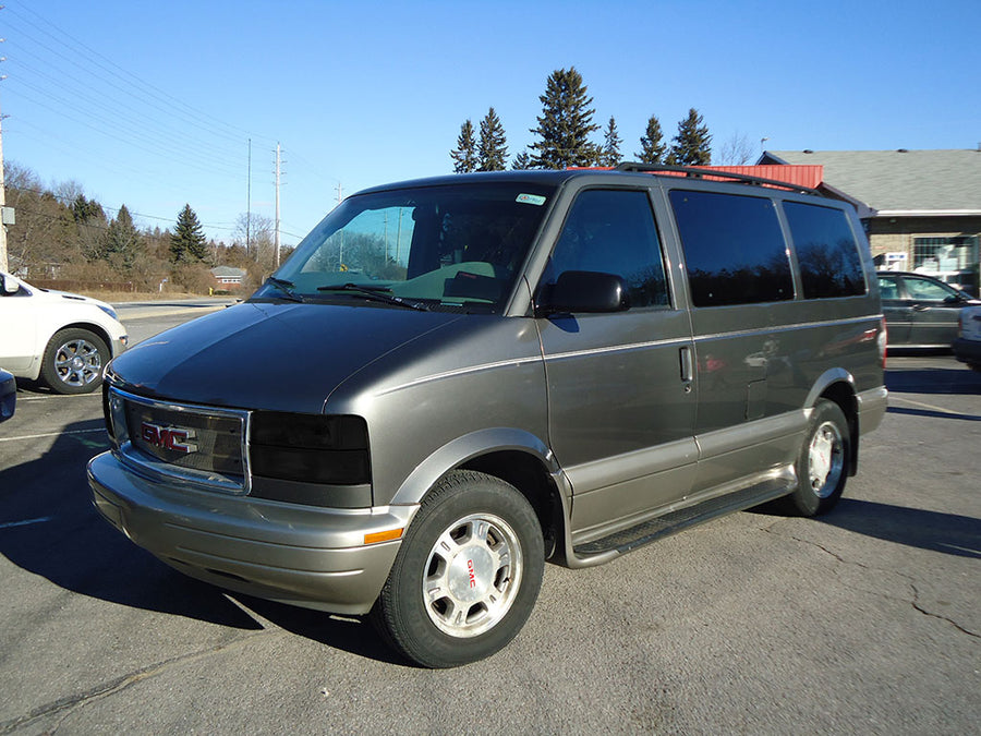 gmc safari 2003-2005 Headlight Tint