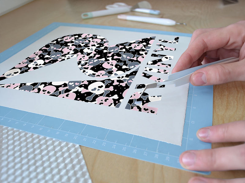 heart eyes skull and bones Easy Weed Craft Vinyl