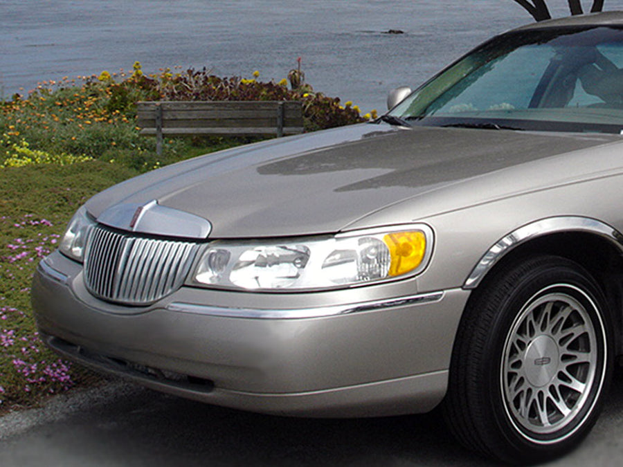 3M™ Lincoln Town Car 1999-2002 Headlight Protection Film