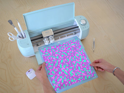 liserian 1912 pixel Cricut Compatible Vinyl