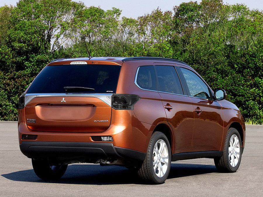 outlander Blackout Tail Light TInt~1~0