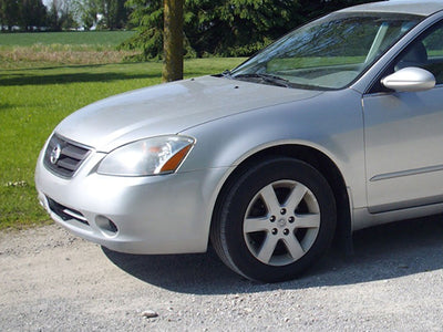 Avery Dennison™ Nissan Altima 2002-2004 Headlight Protection Film