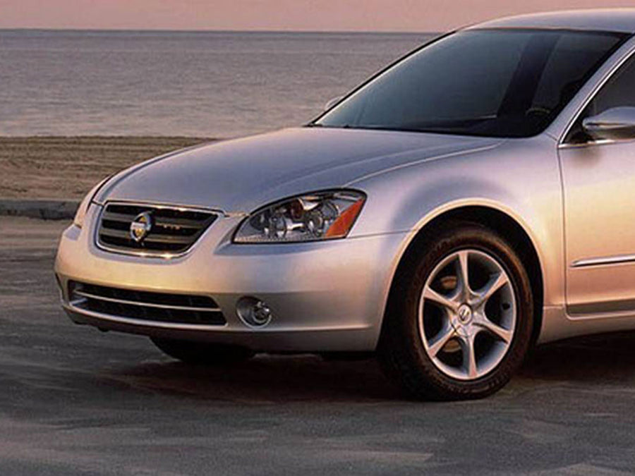 Avery Dennison™ Nissan Altima 2005-2006 Headlight Protection Film