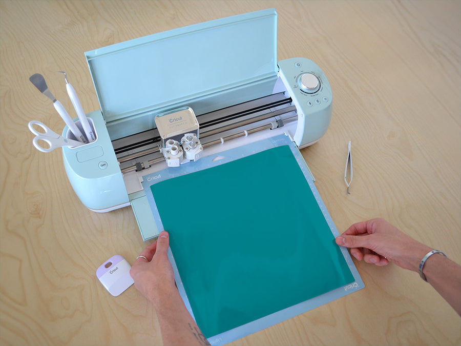 ORACAL 651 Turquoise Blue Cricut Compatible Vinyl