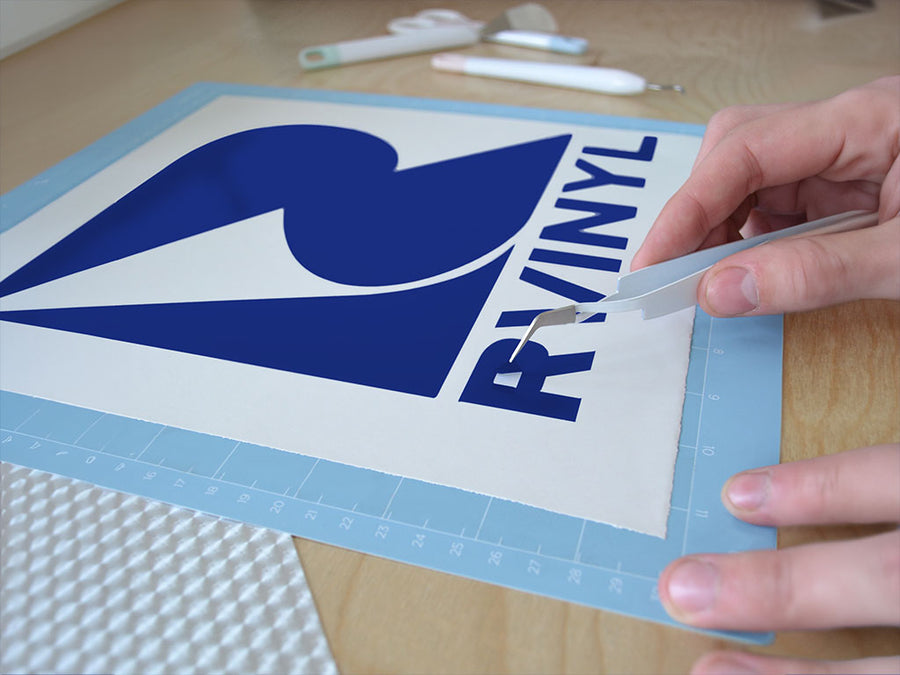 ORACAL 8500 Intensive Blue Translucent Easy Weed Craft Vinyl