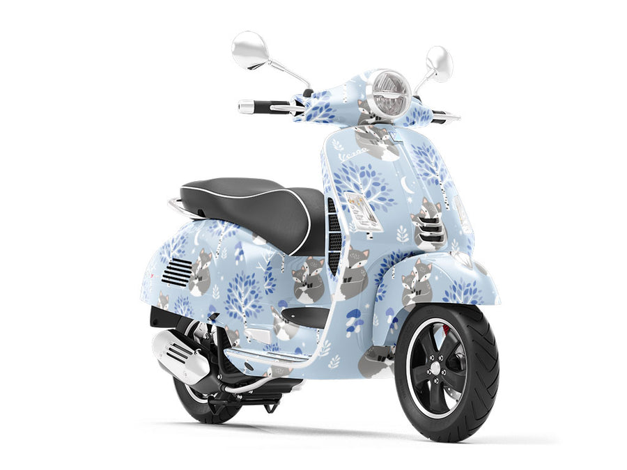 Snowy Sneaks Animal Vespa Scooter Wrap Film