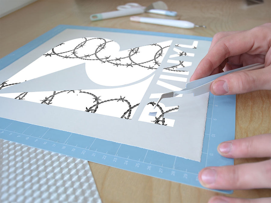 spiraling ross barbed wire Easy Weed Craft Vinyl