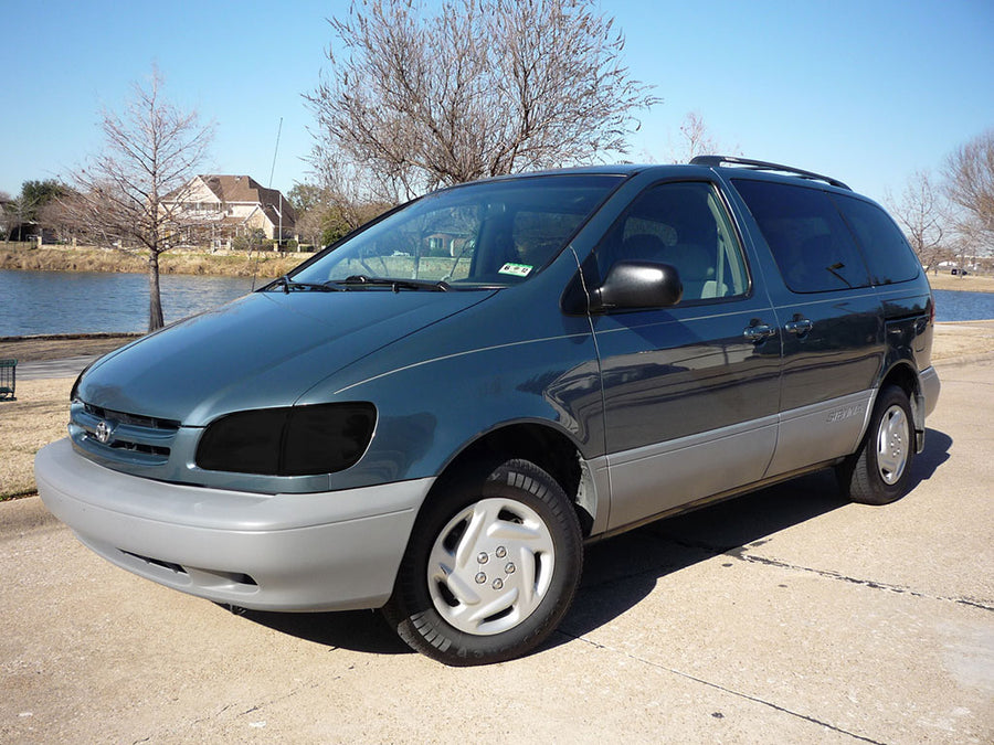 toyota sienna 1998-2000 Headlight Tint