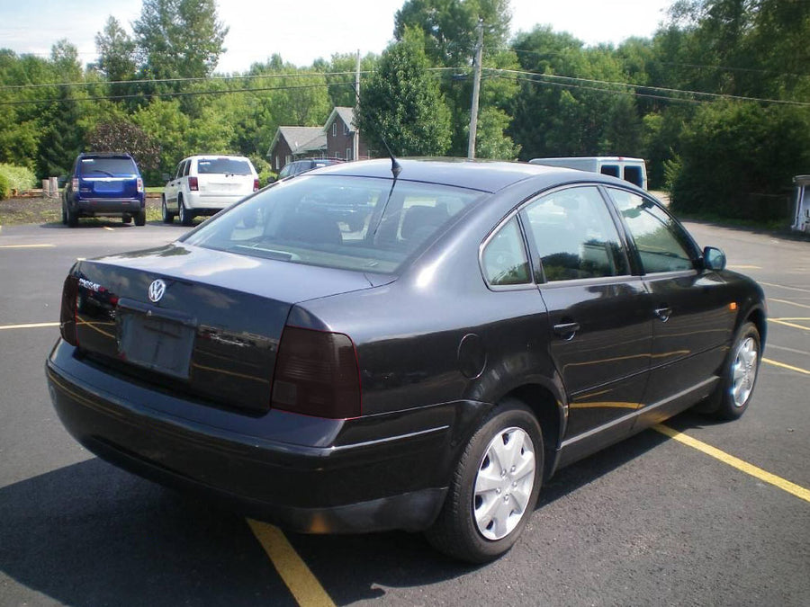 passat Blackout Tail Light TInt~1~0