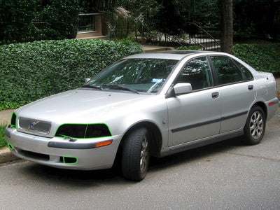 volvo s40 2000-2004 Headlight Tint Location