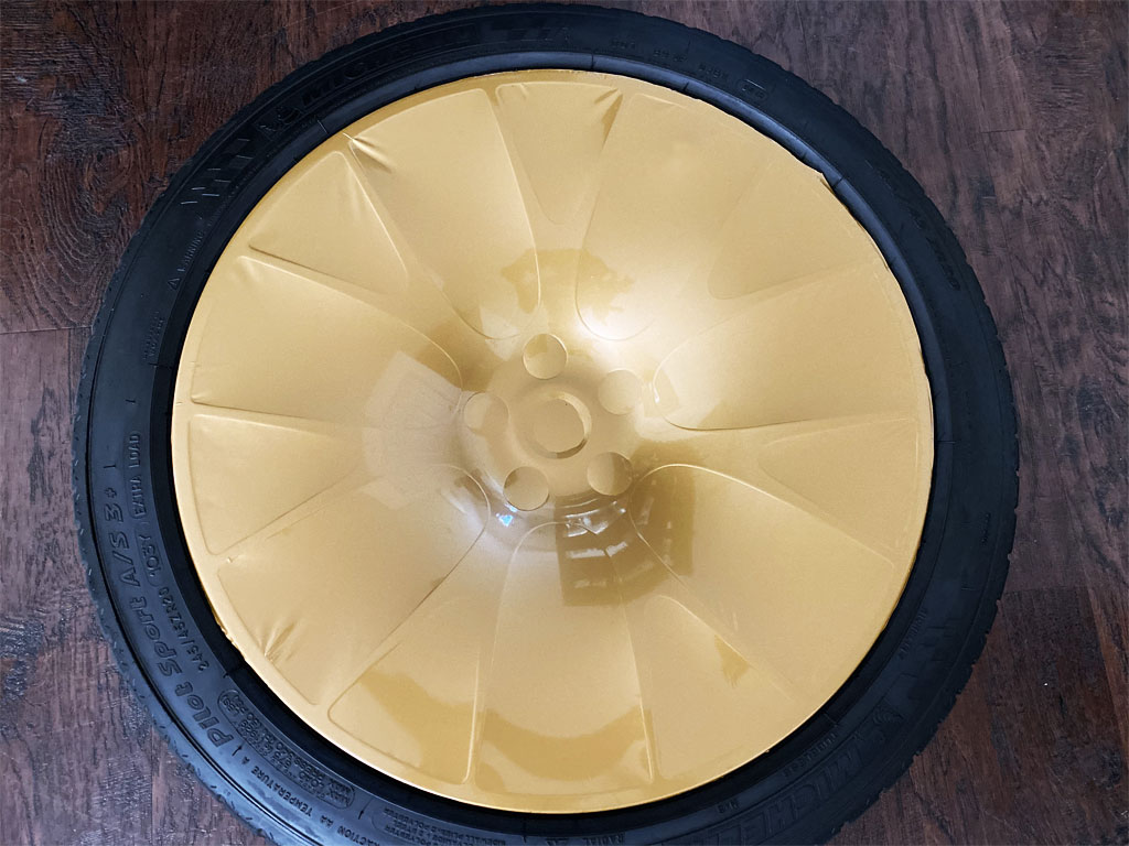 3M™ Wrap Film Series 1080 - Gloss Gold Metallic (Discontinued) - 3M-1080-G241-DISC