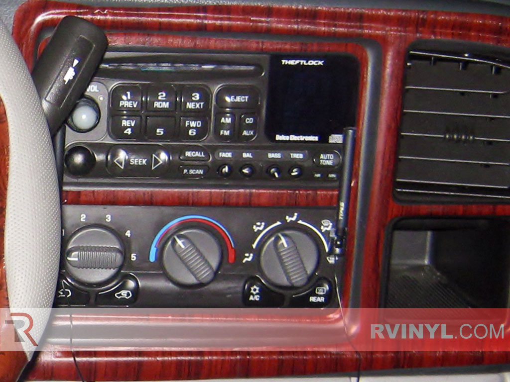 Chevrolet Avalanche 2002 Dash Kits With Factory Radio Trim