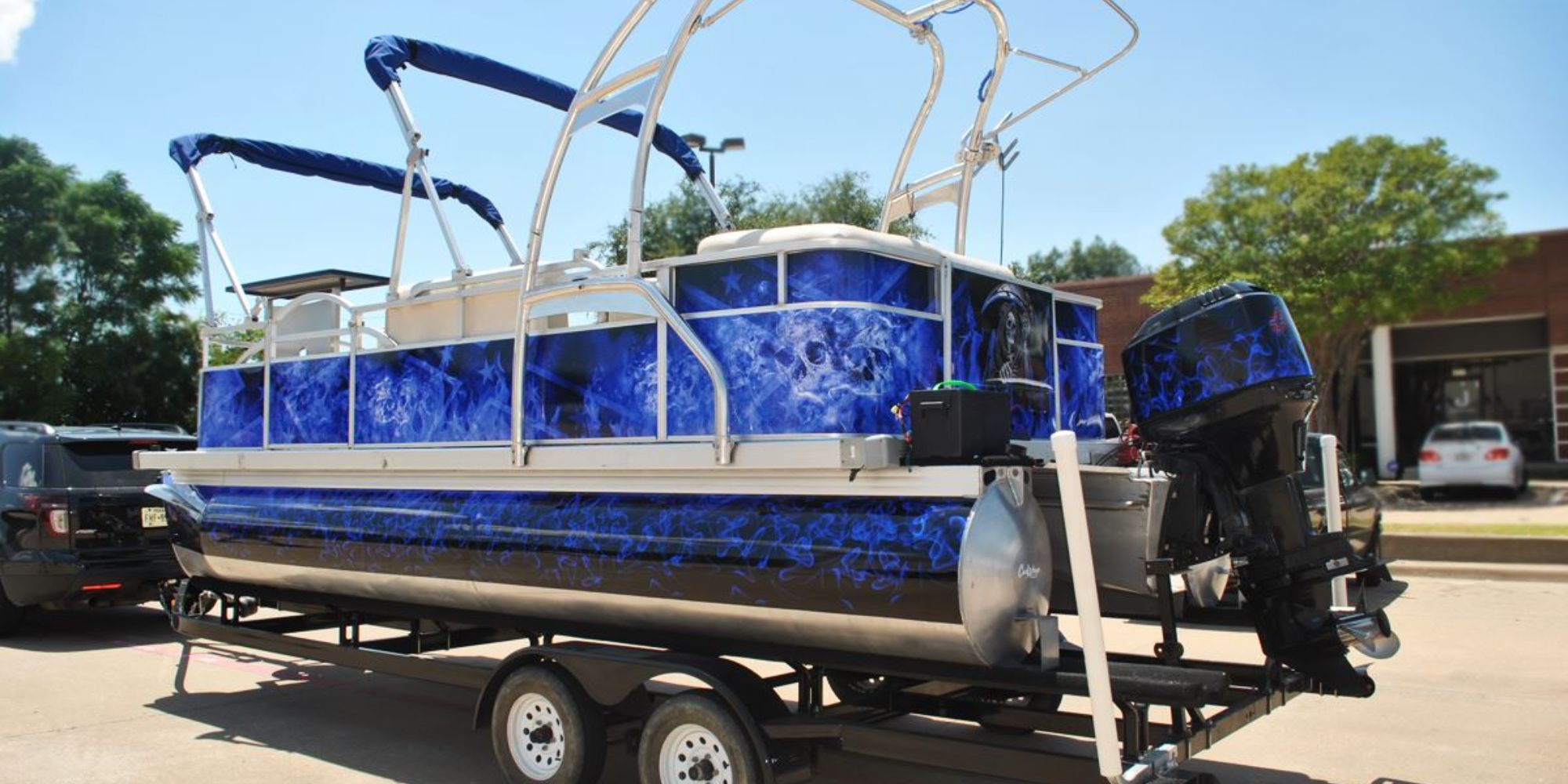 Unleash a New Look for Your Pontoon: Expert Guide to Mastering Vinyl Wrapping with Top Industry Films