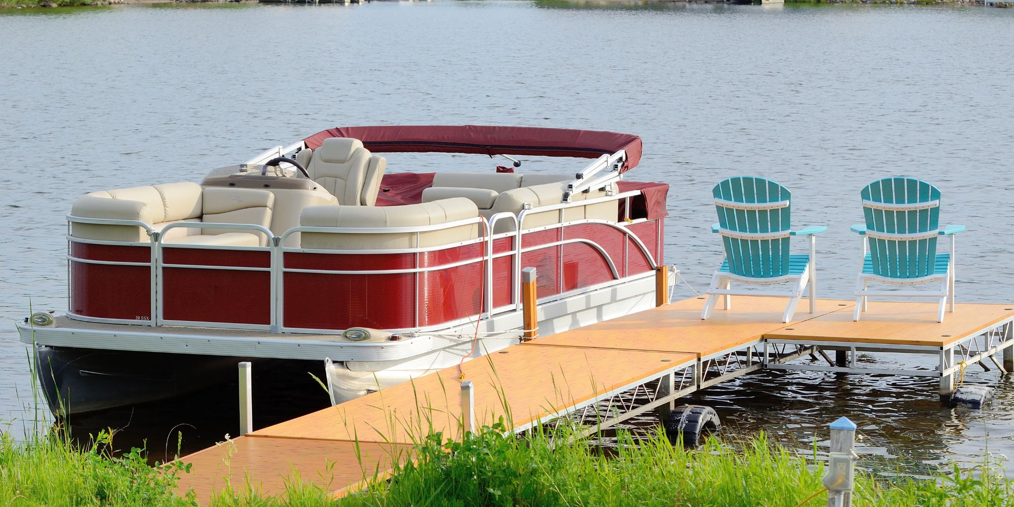 How to Wrap Your Pontoon with Boat Wraps